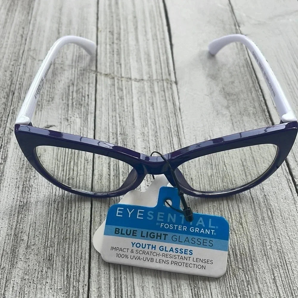 Eye Essentials by Foster Grant Youth Glasses. New with Tags!
